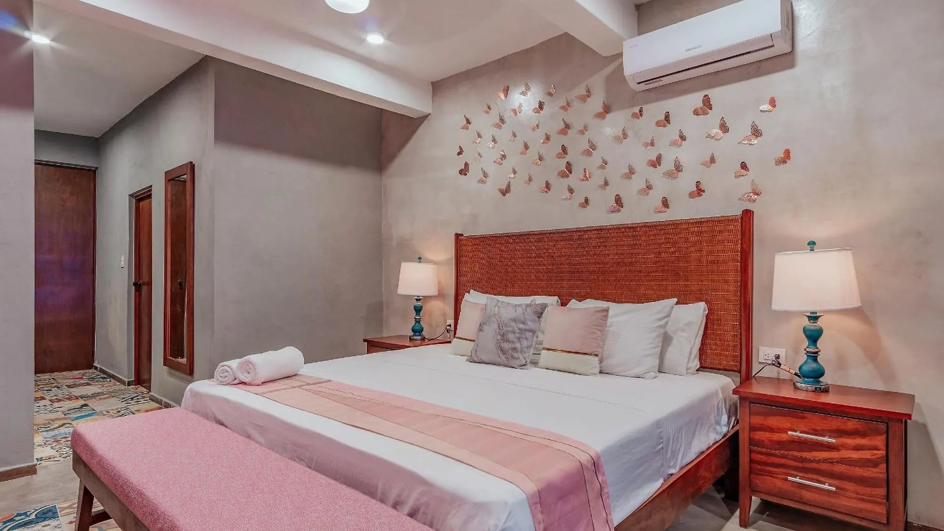 Sam Nah Luxury House In Downtown Merida